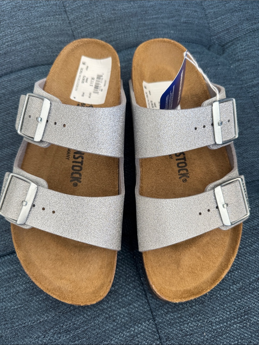 BIRKENSTOCK Arizona Slide Sandals in Shiny Silver Glitter 39